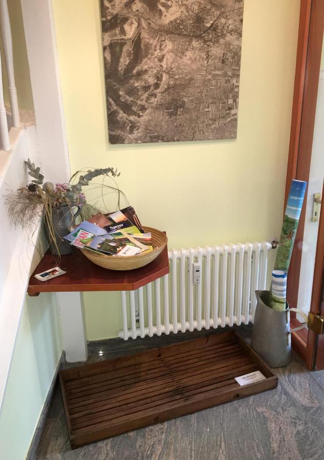 Ferienwohnung „Brot&Wein” Neustadt an der Weinstraße Exterior foto
